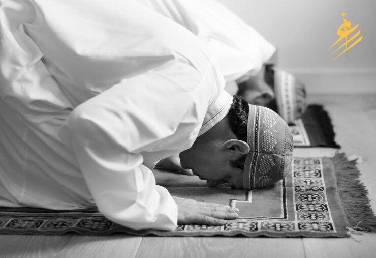 Mosque etiquette and obligatory prayers